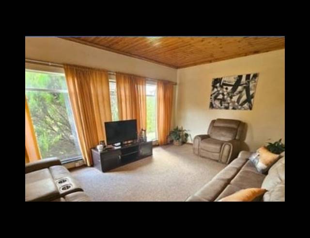 3 BEDROOM HOUSE FOR SALE IN GENERAL DE WET
